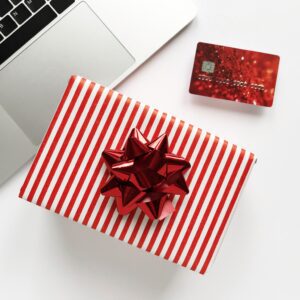 Read more about the article 5 Tech Gadgets to Gift HIM for Valentine’s Day