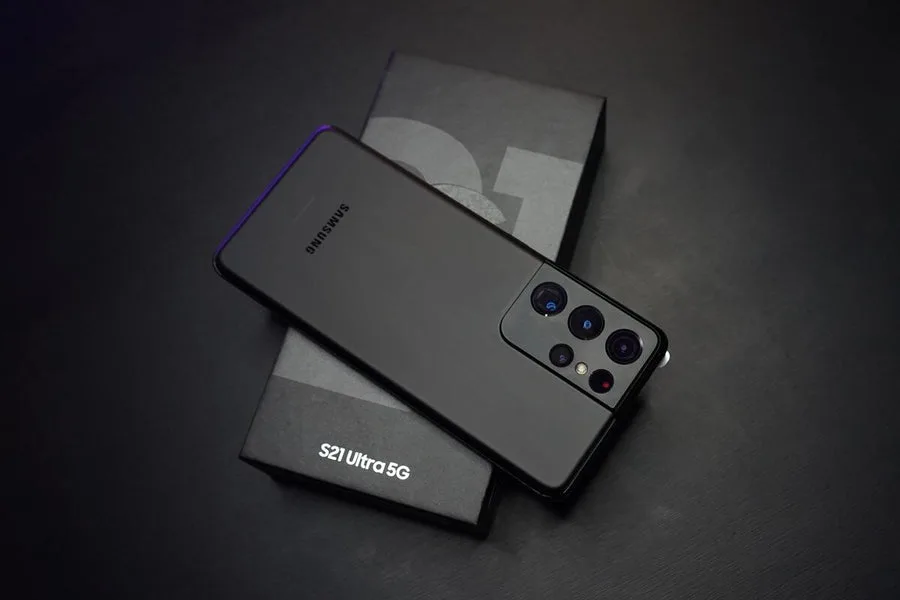 Samsung Galaxy S21 Ultra in 2025: Powerful Enough or Just Hanging On? 1 anh nhat uCqMa s JDg unsplash 1 905x600 1